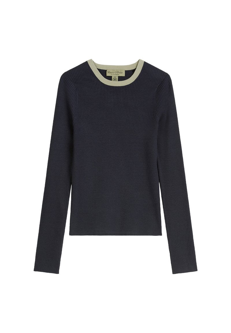 Rippenshirt mit langen Ärmeln in Dunkelmarineblau und einem hellgrünen Rundhalsausschnitt. Einfaches Design, weicher Stoff und figurbetonte Silhouette.