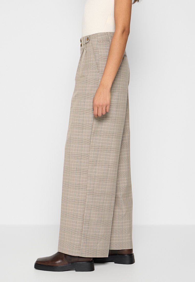 Scotch & Soda