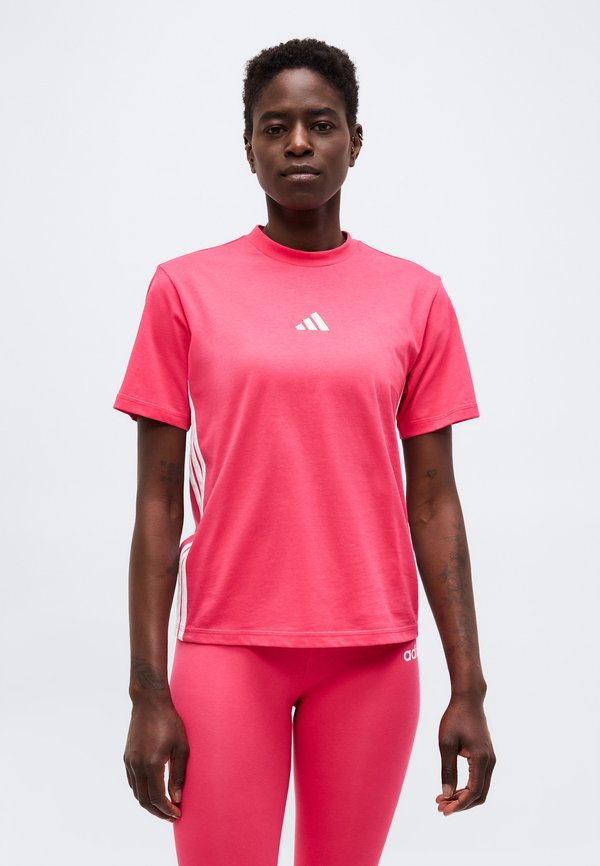 adidas Sportswear ESSENTIALS 3 STRIPES - Print T-shirt - power pink/white