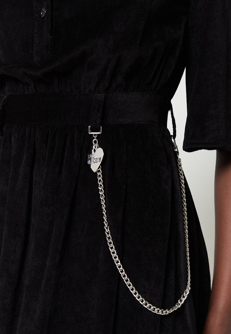 Love Moschino