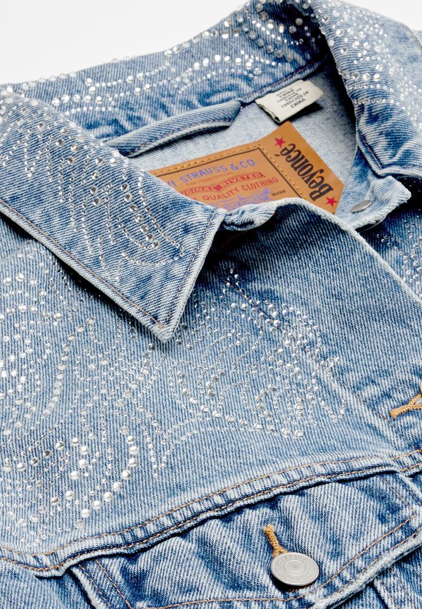 Levi's® '90S SHRUNKEN TRUCKER