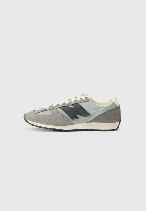 New Balance U471 UNISEX