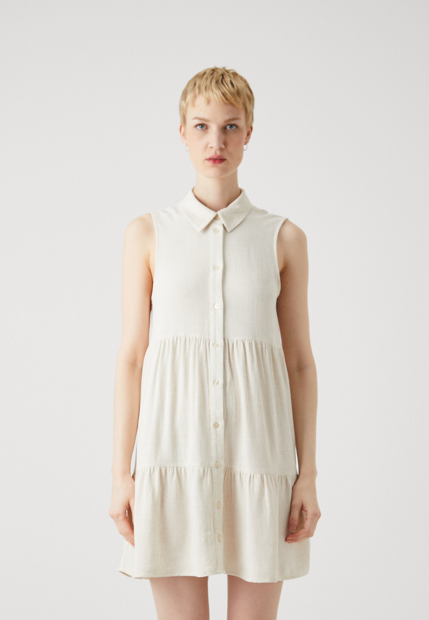 ONLSIESTA SHIRT DRESS Media 3