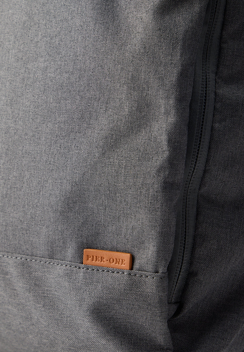 Pier One UNISEX