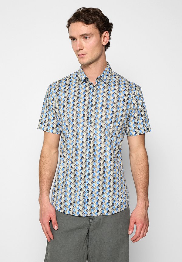NO EXCESS REGULAR FIT