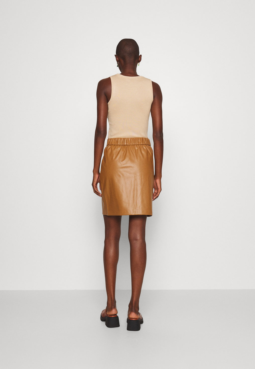VILA Tall VILINE SHORT COATED SKIRT