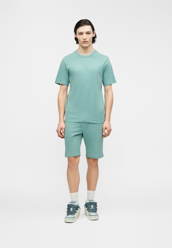 Jack & Jones JJCOLLEGE LOGO TEE SET - Shorts - mineral blue