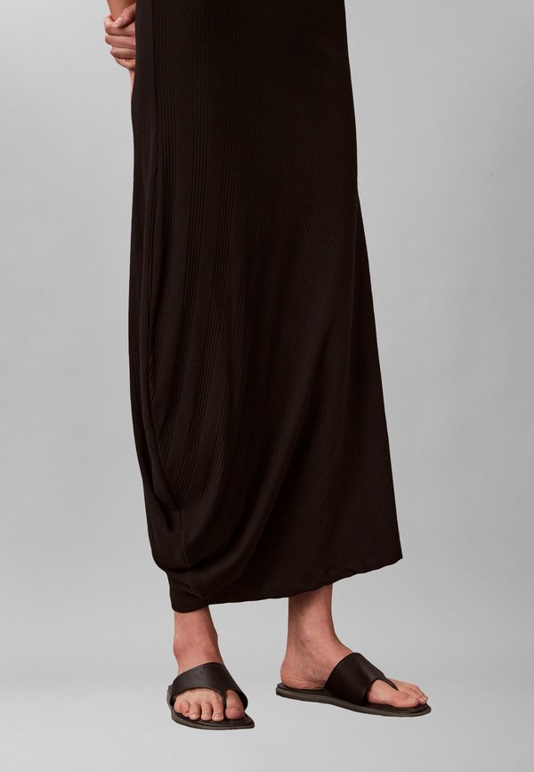 Calvin Klein VARIGATED ASYM DRAPED MID