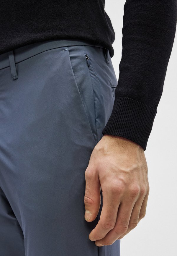 Calvin Klein SLIM