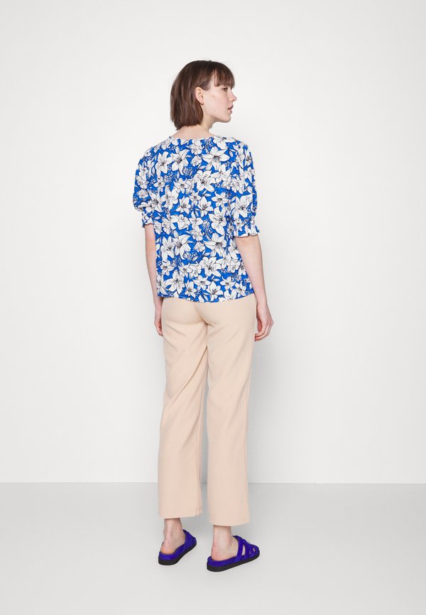 ONLY Tall ONLFREDERIKKE V NECK