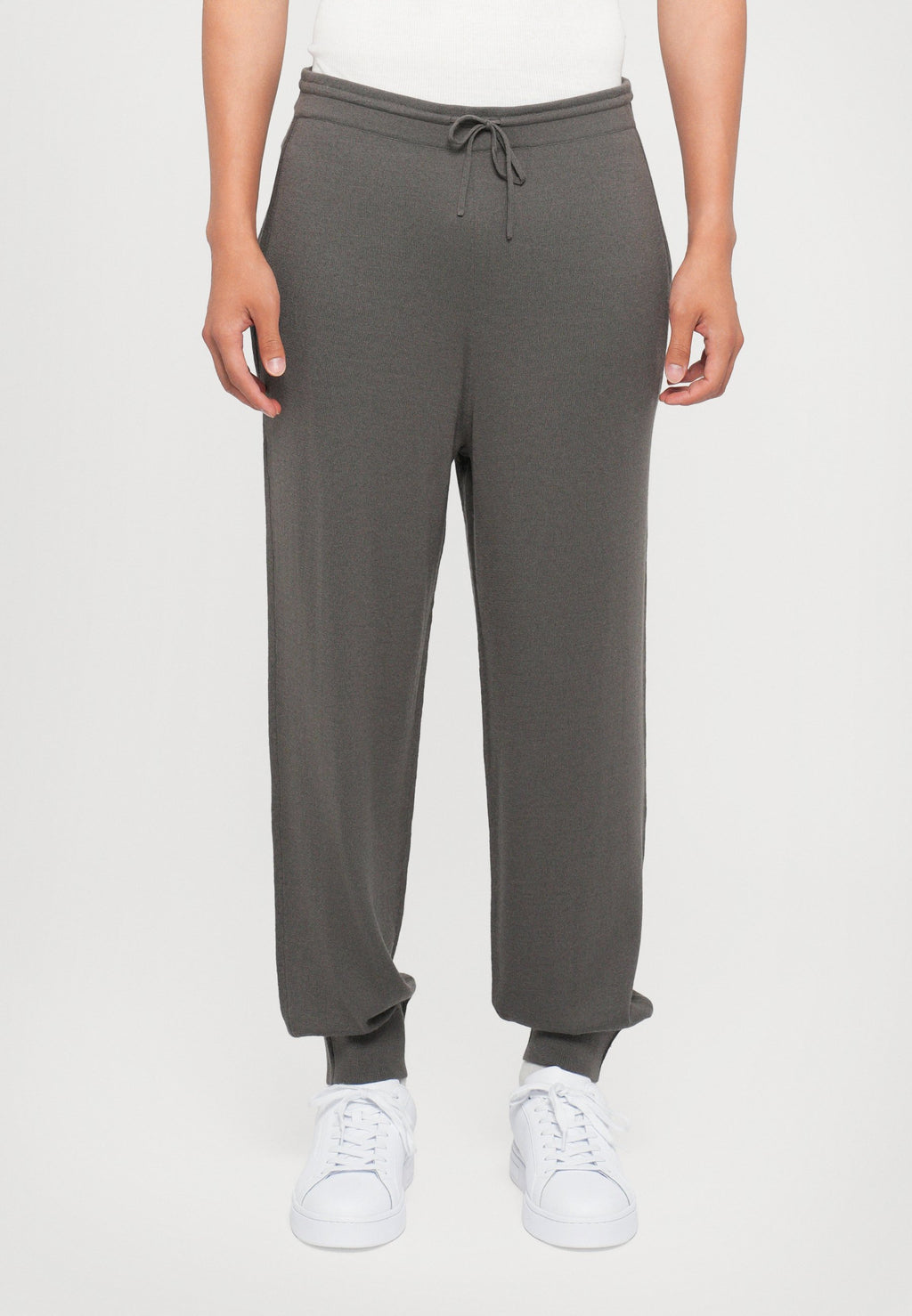 TROUSER Media 3