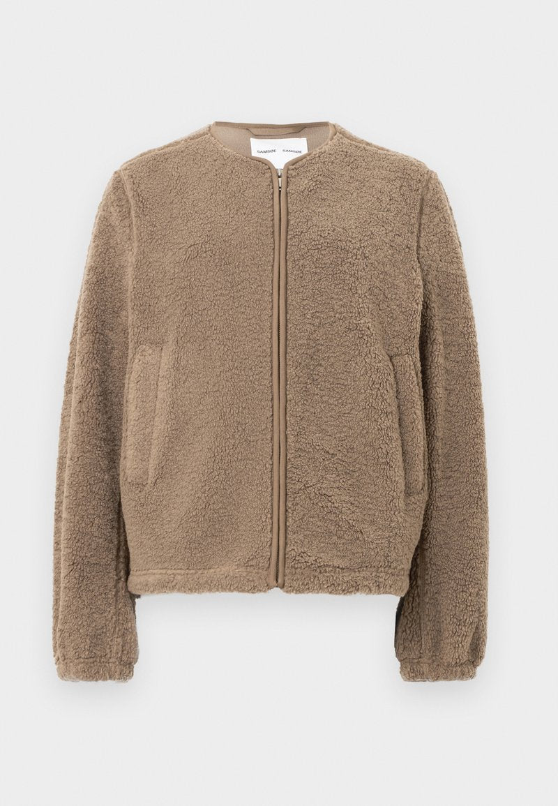 AUTUMN JACKET Media 1