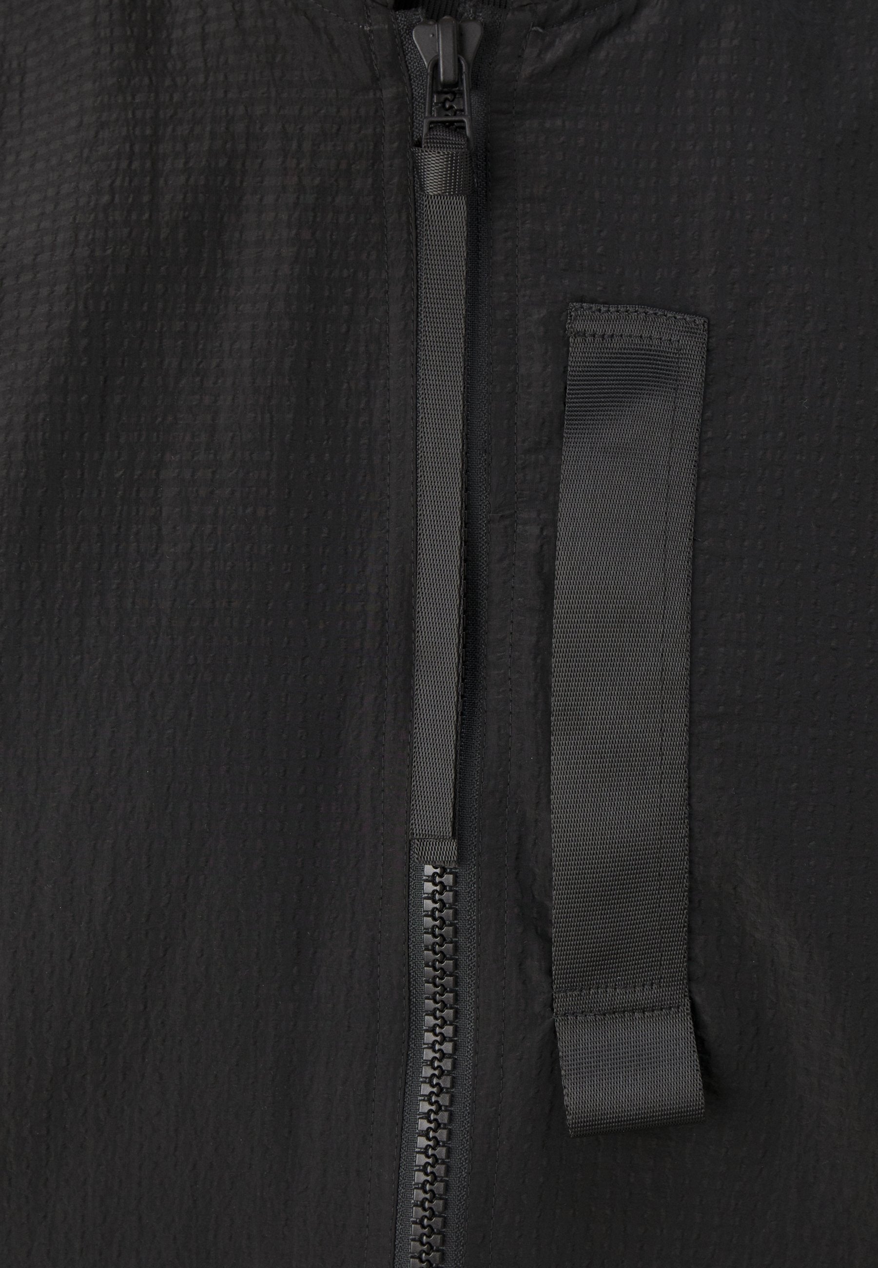 BLOUSON Media 6
