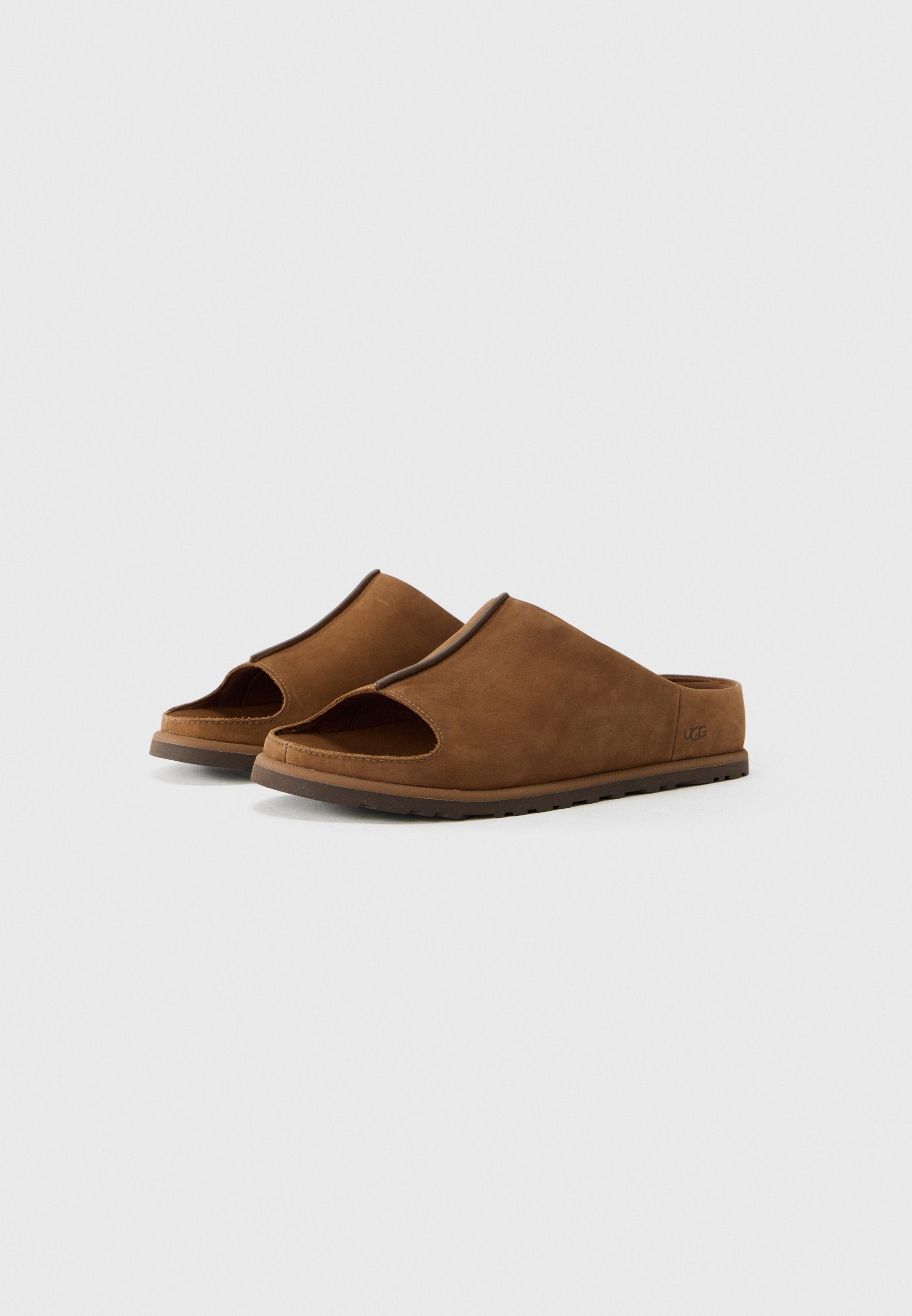 UGG OTZO