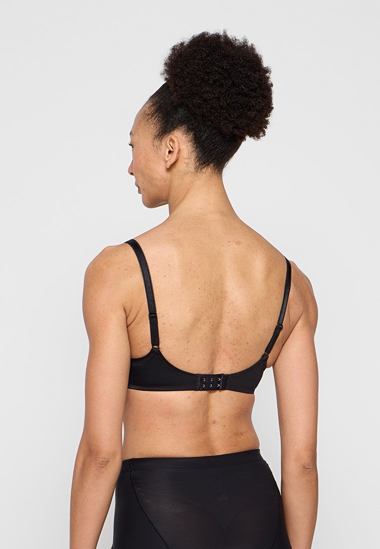 Triumph AMOURETTE CHARM WP