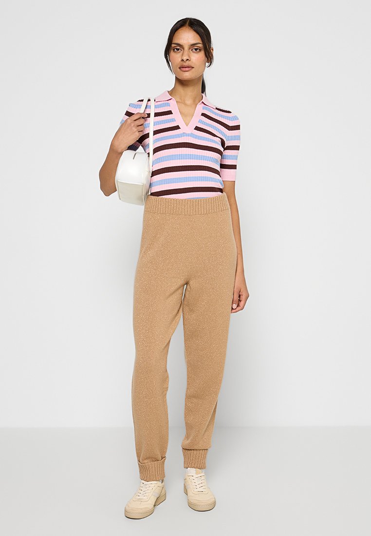 TWINSET