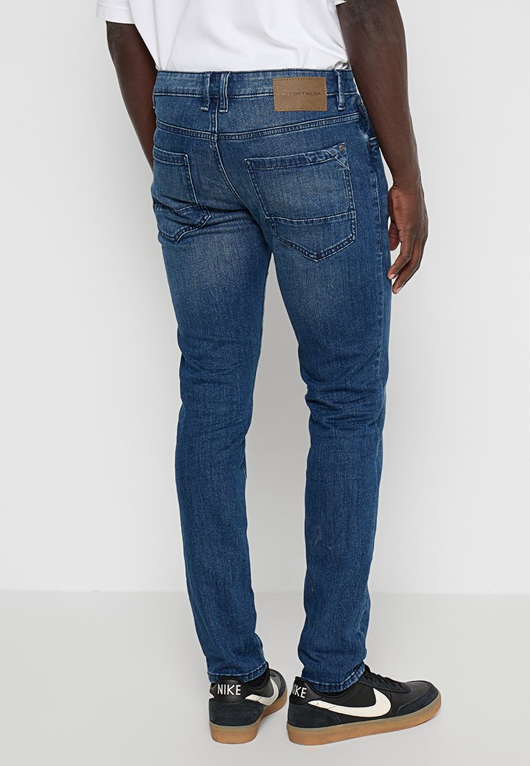 TOM TAILOR