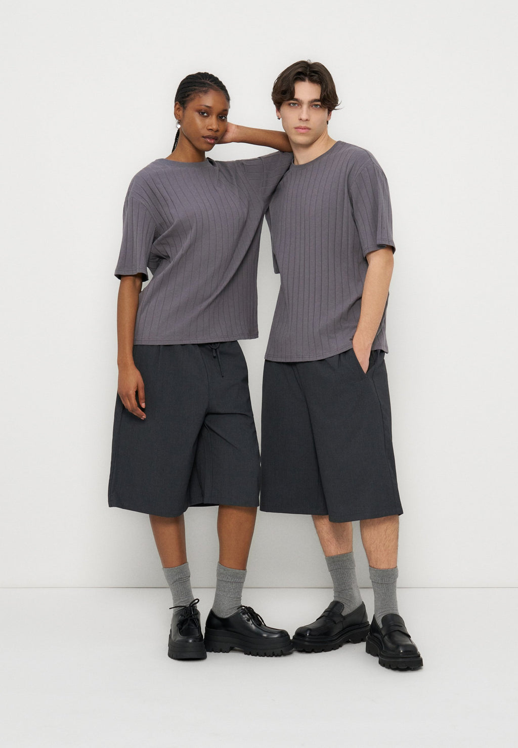 YOURTURN ELONGANTED BAGGY SHORTS