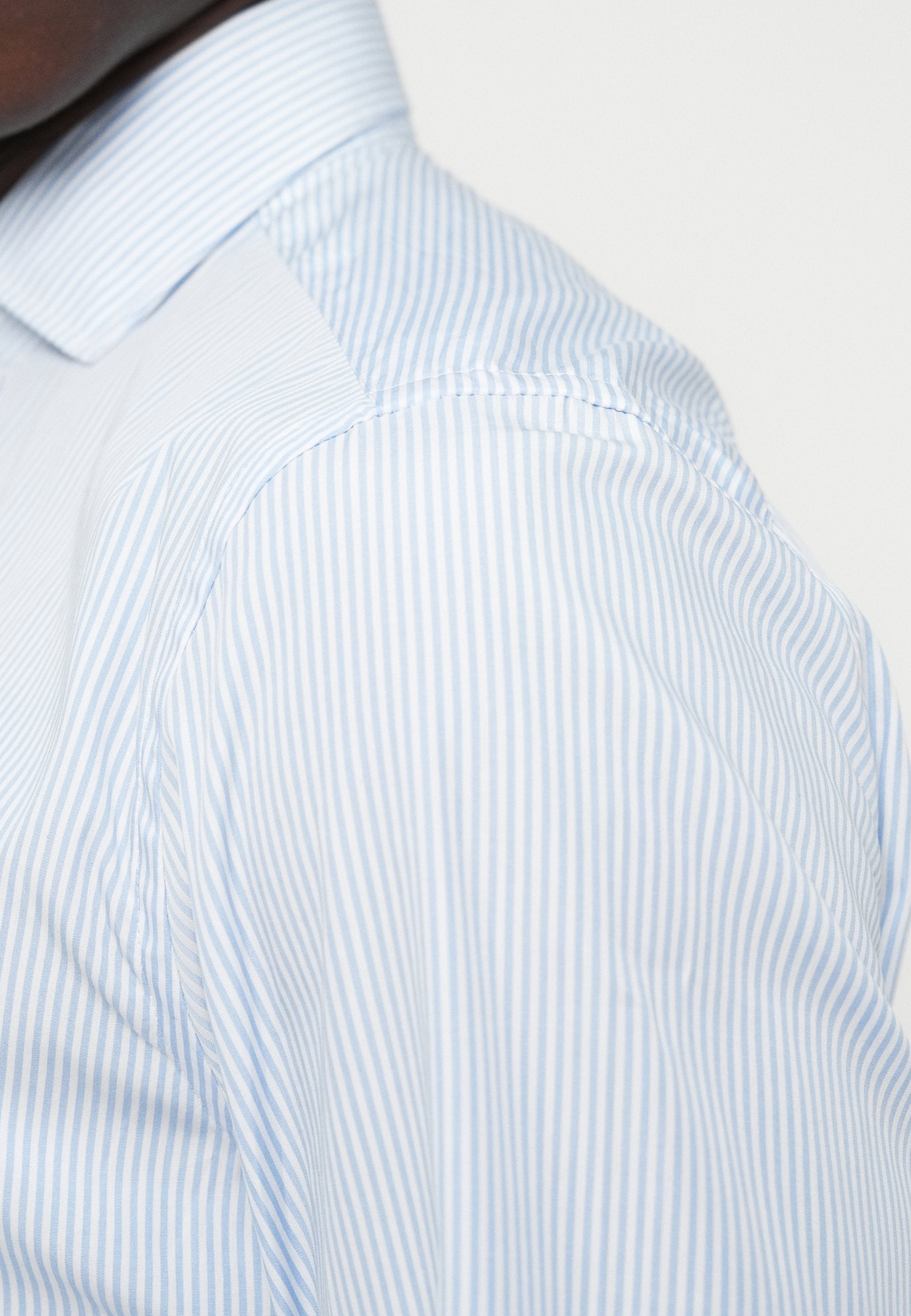Hackett London