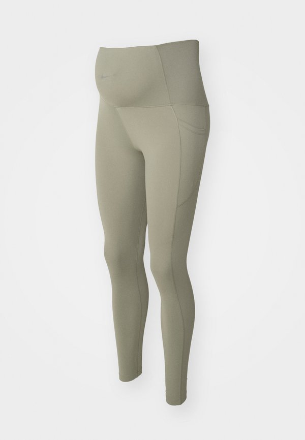 Nike Performance