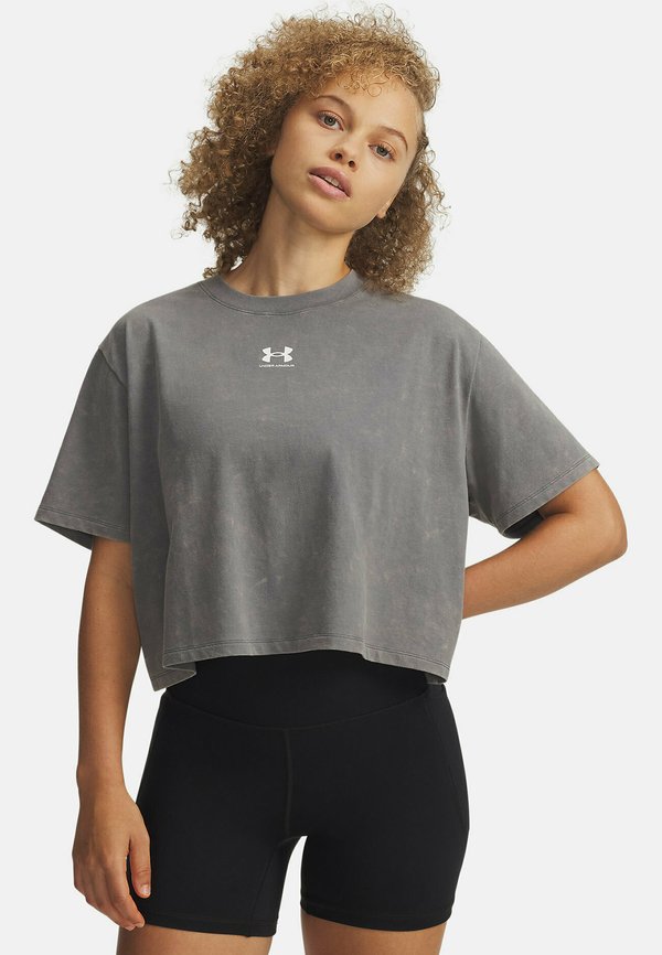 Under Armour RIVAL BOXY WASH - Print T-shirt - clay green