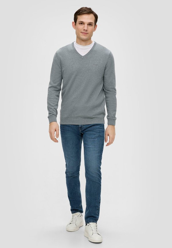 s.Oliver MIT LOGOSTICKERE - Jumper - grau