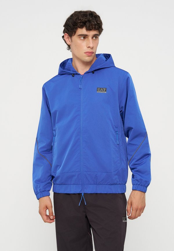 EA7 Emporio Armani