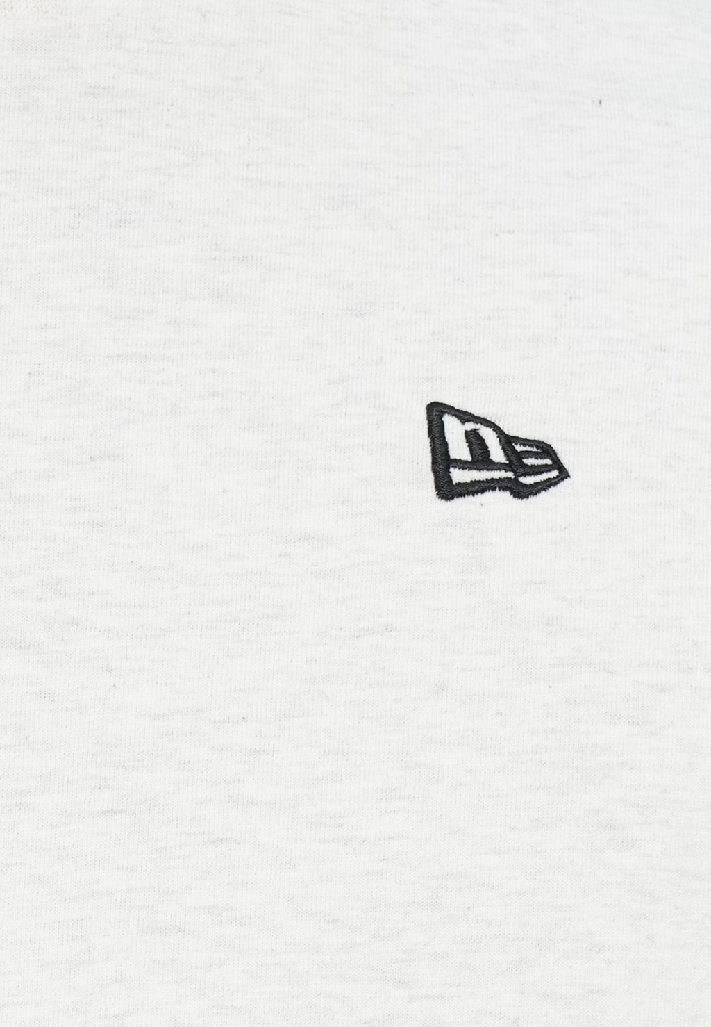 New Era PREMIUM ESSENTIAL TEE