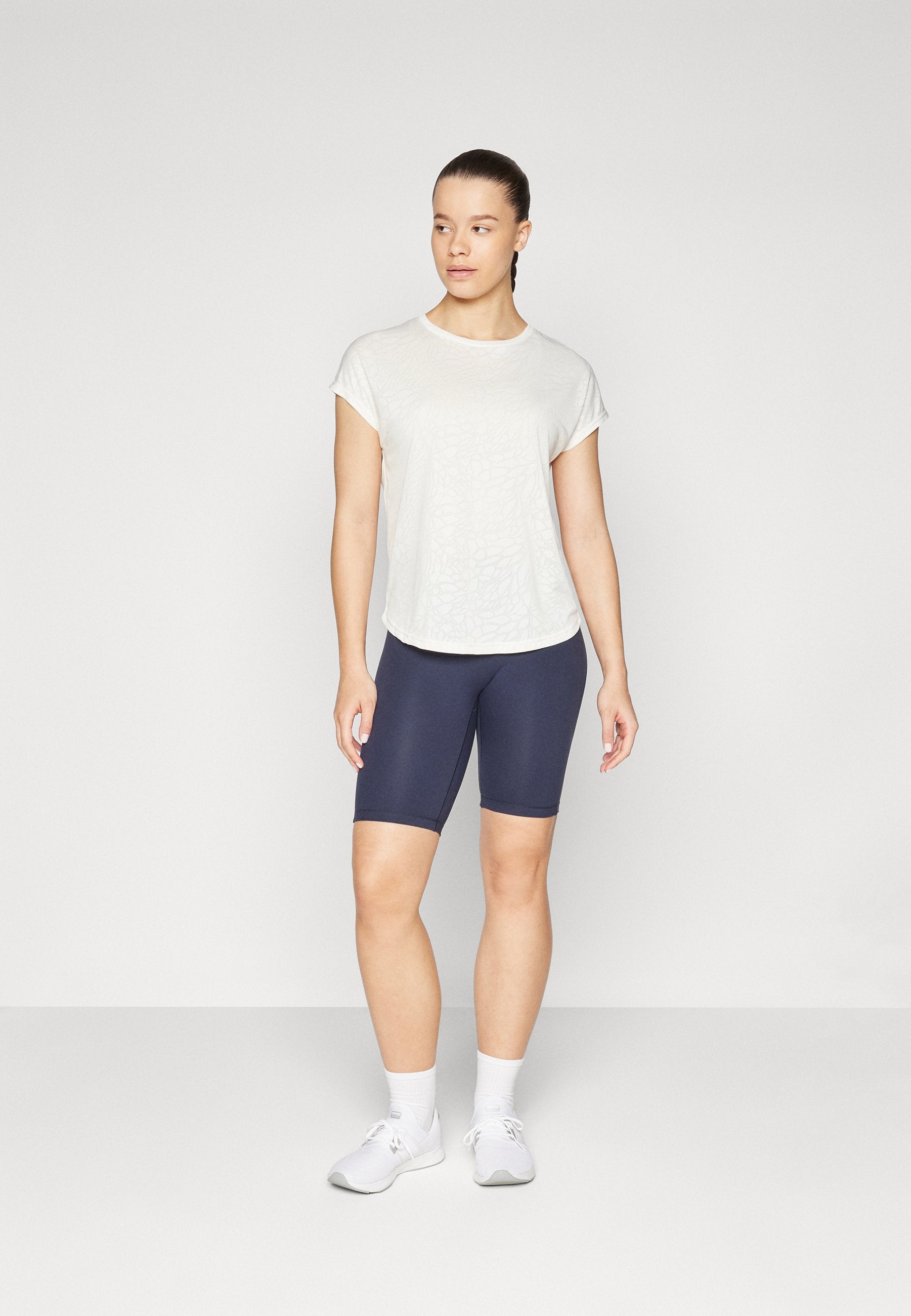 ONLY Play ONPAUB-JUE ON BAT LOOSE TEE