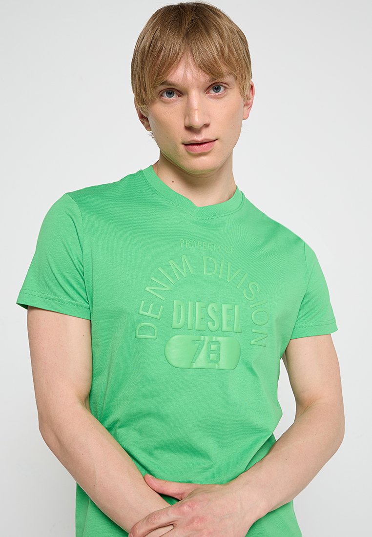 Diesel T-DIEGOR
