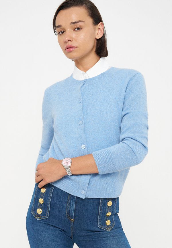 DKNY