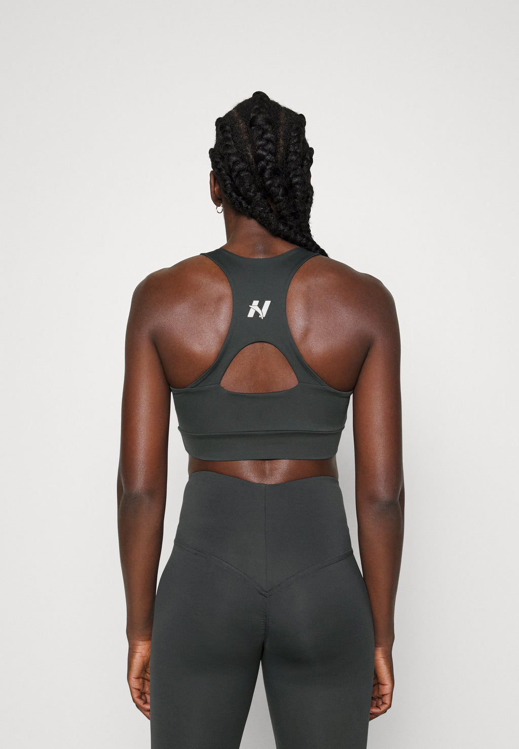 Nebbia ACTIVE BRA WITH MEDIUM IMPACT