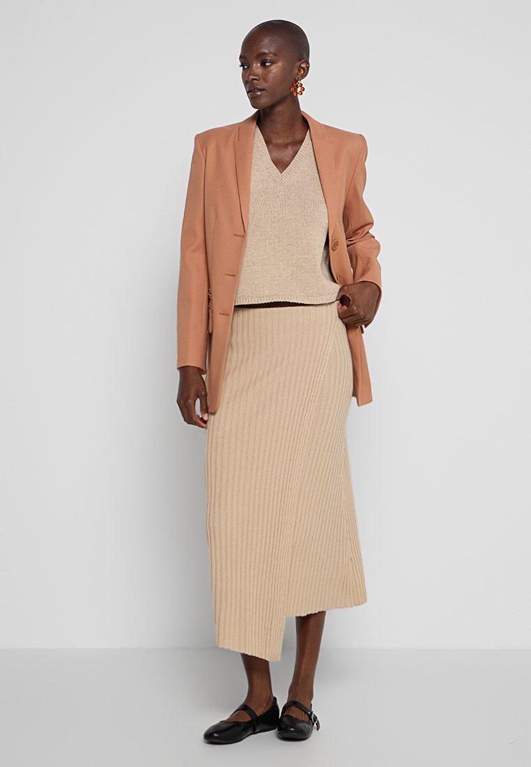 By Malene Birger CASSILA