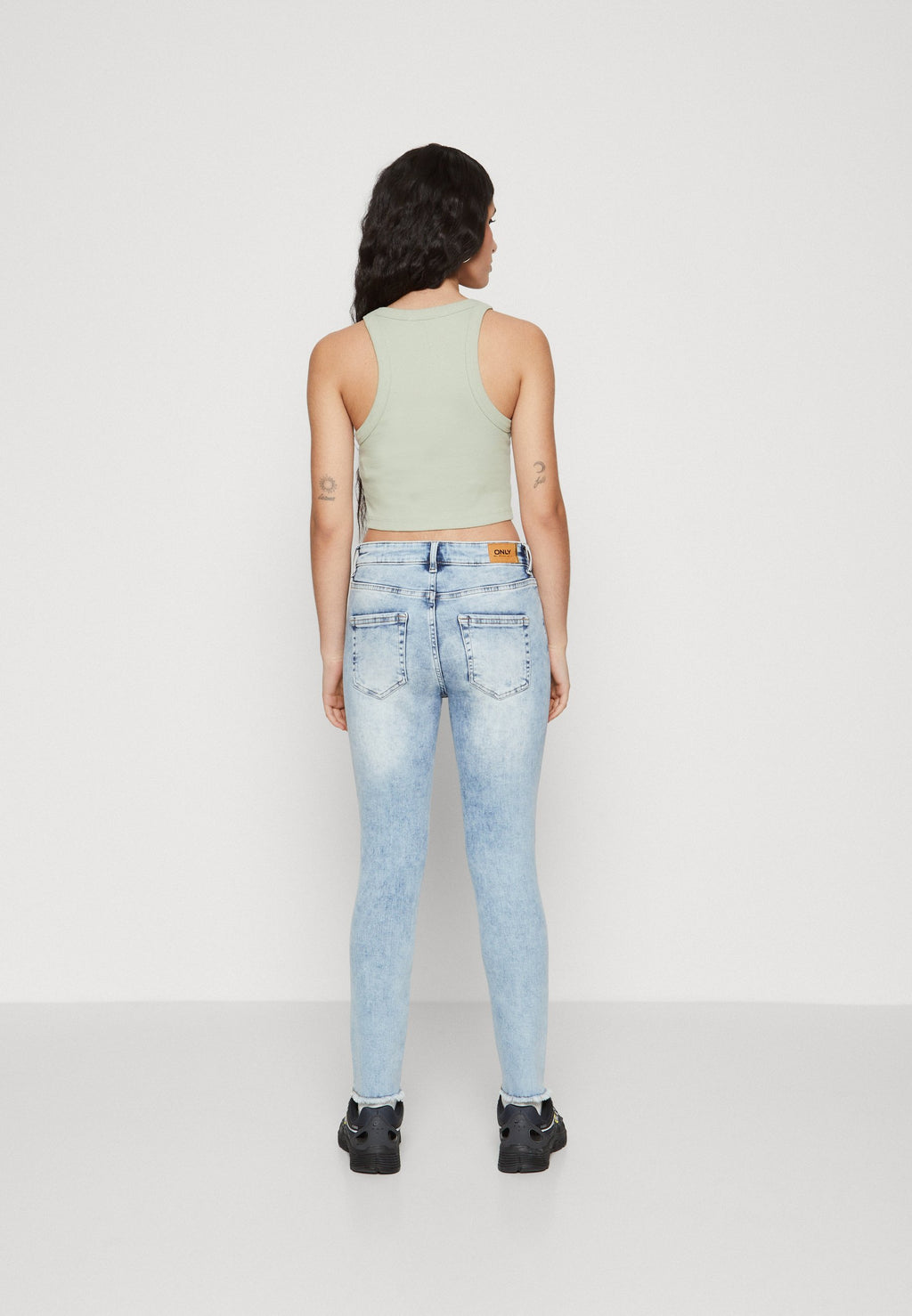 ONLBLUSH MID WAIST Media 4