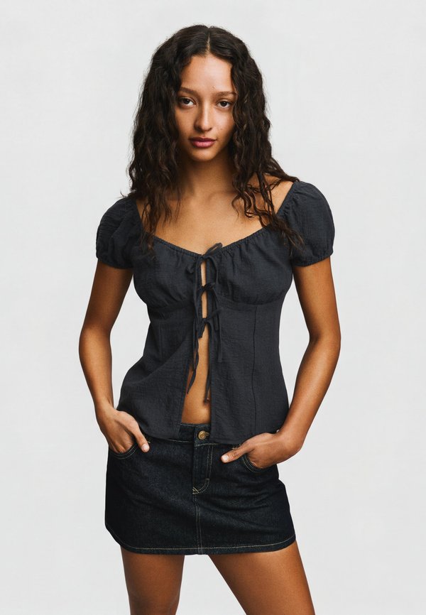 Bershka RUSTIC WITH TIES - Blouse - grey