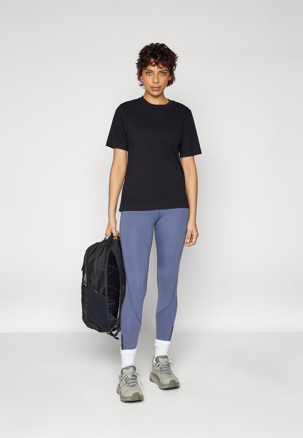 Peak Performance ORIGINAL SMALL LOGO TEE