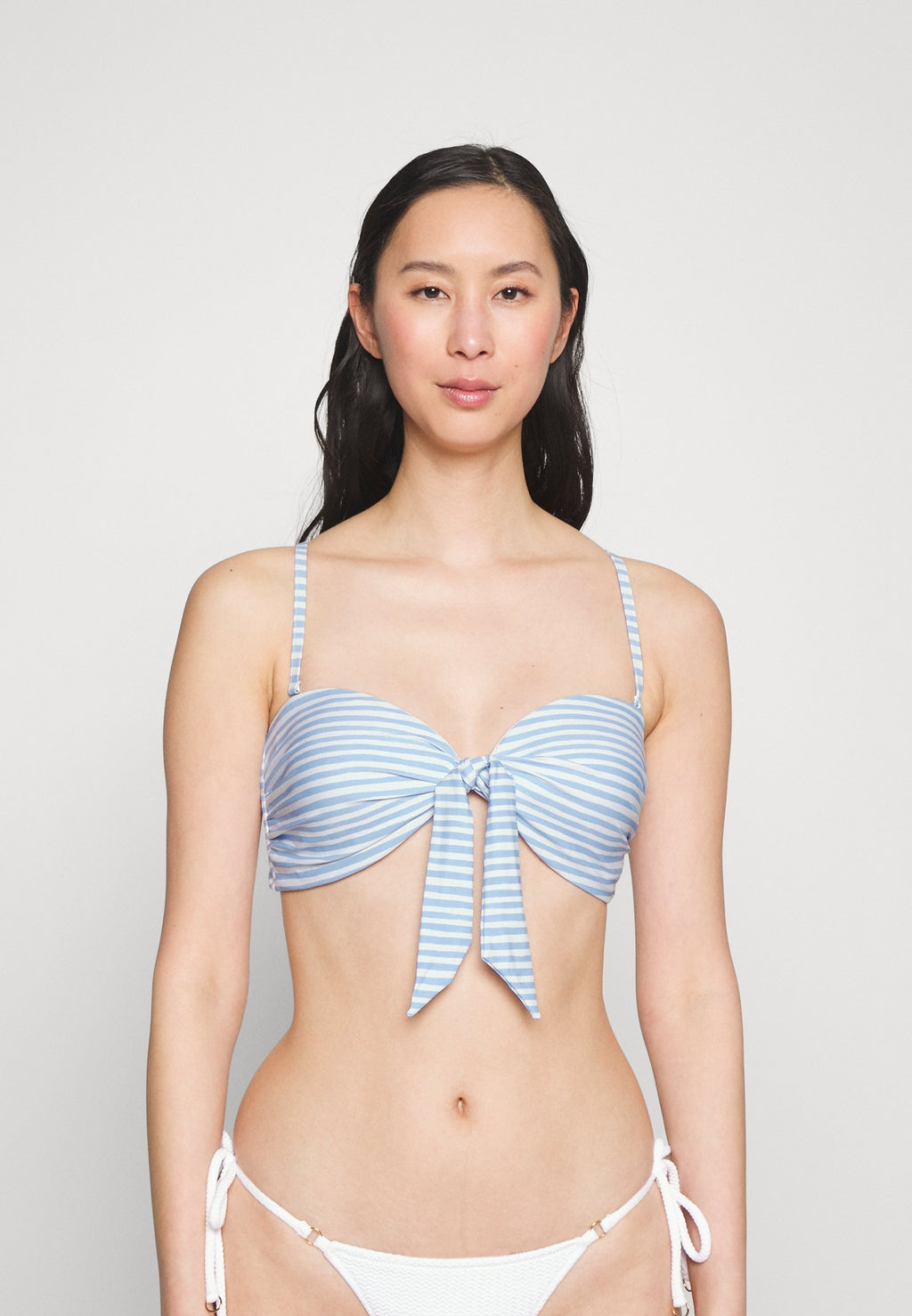 SUMMER CRUSH TWIST TIE FRONT BANDEAU Media 3