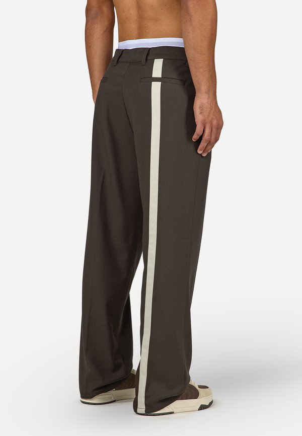 Pegador TIELT WIDE SUIT PANTS
