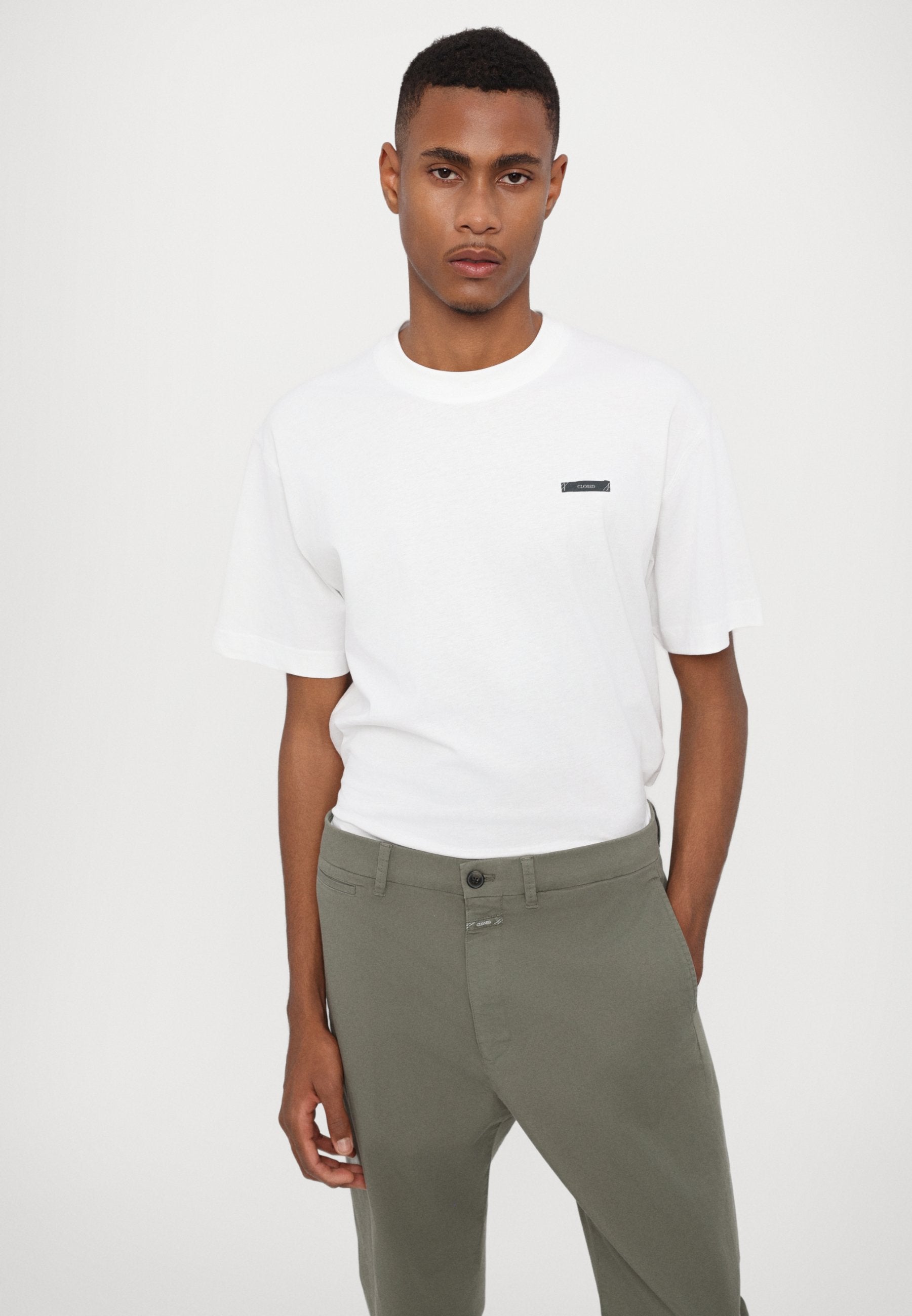CLOSED TACOMA TAPERED