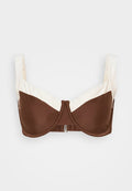 Bra in Braun und Creme mit vorgeformten Cups, breiten Trägern und einer Mittelpunkt-Hakenverschluss. Verfügt über ein color-blocked Design mit glatter Textur.