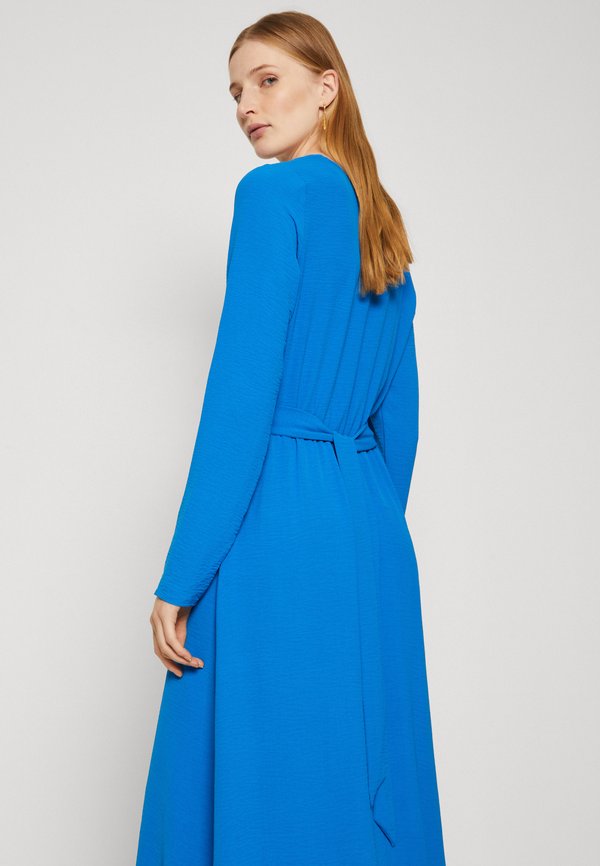 Vero Moda Tall VMALVA V NECK DRESS