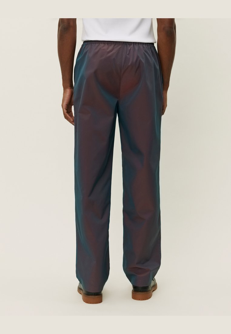 Les Deux SMITH SHINY TECH PANTS