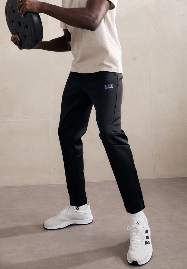 EA7 Emporio Armani VIGOR7 PANTS
