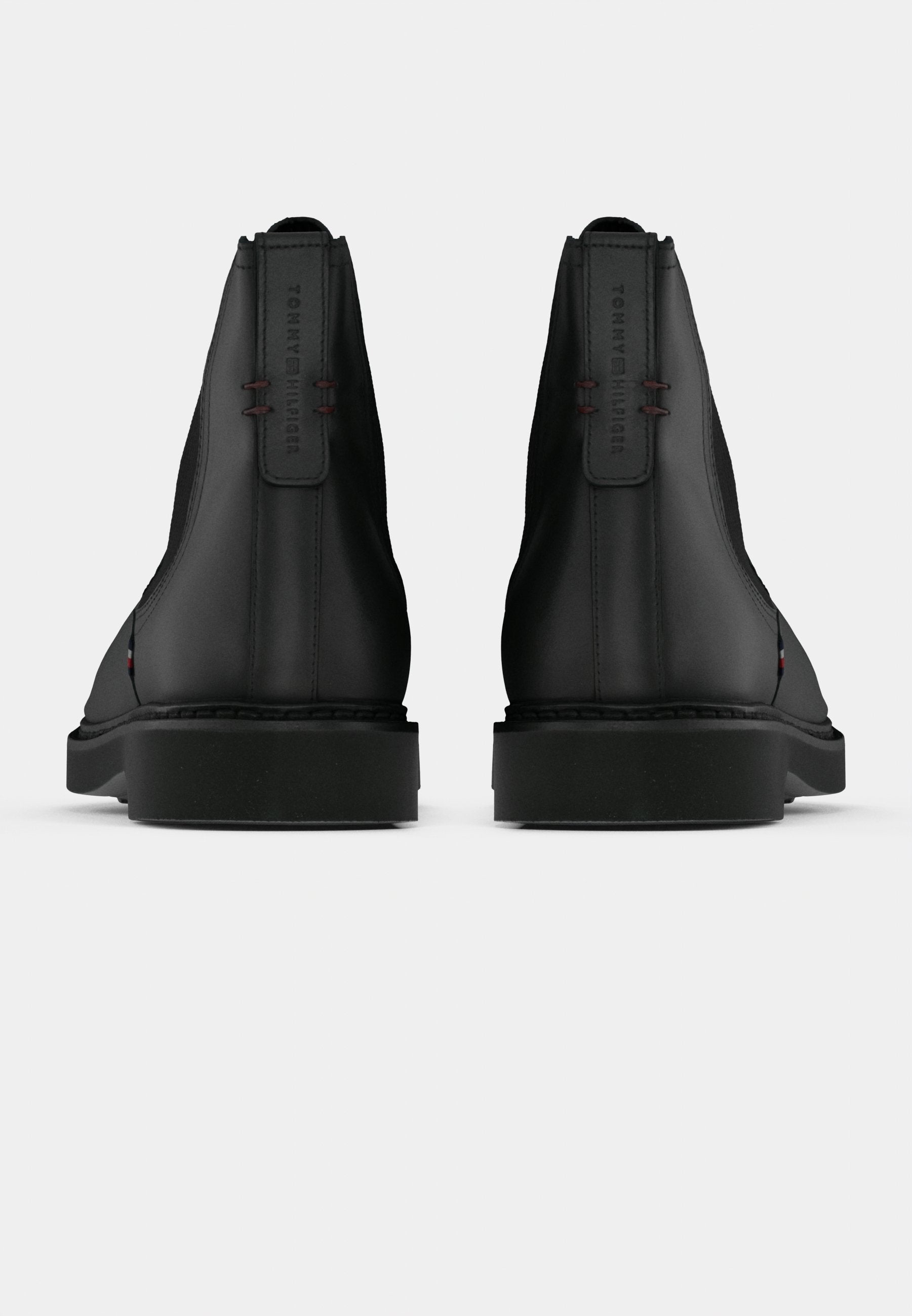 LIGHTWEIGHT LEATHER CHELSEA BOOTS Media 3