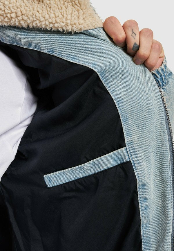 Karl Kani RETRODENIM TEDDY PUFFER