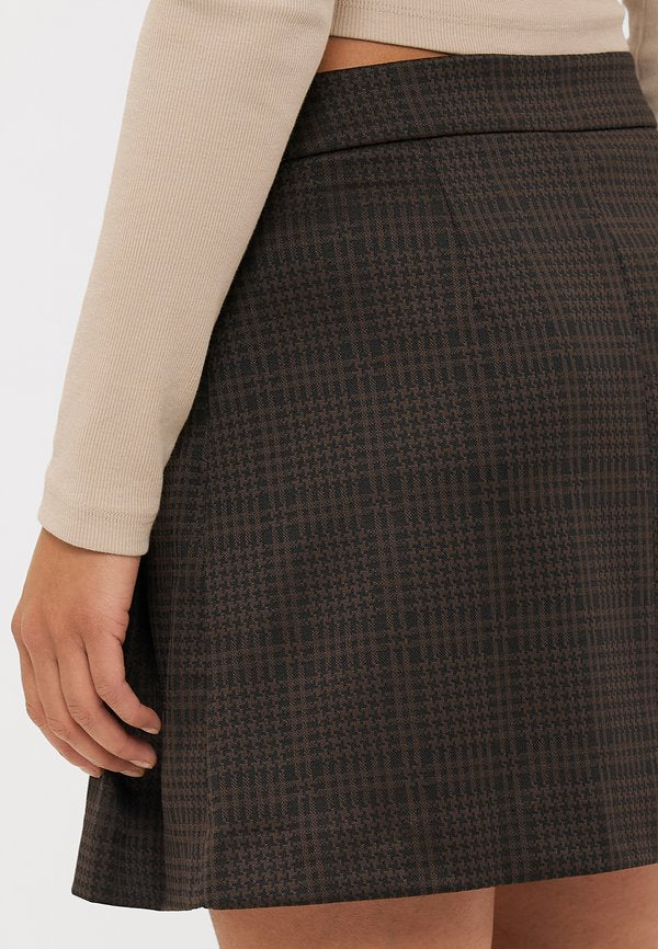 Vero Moda Petite VMHENNESY SHORT SKIRT