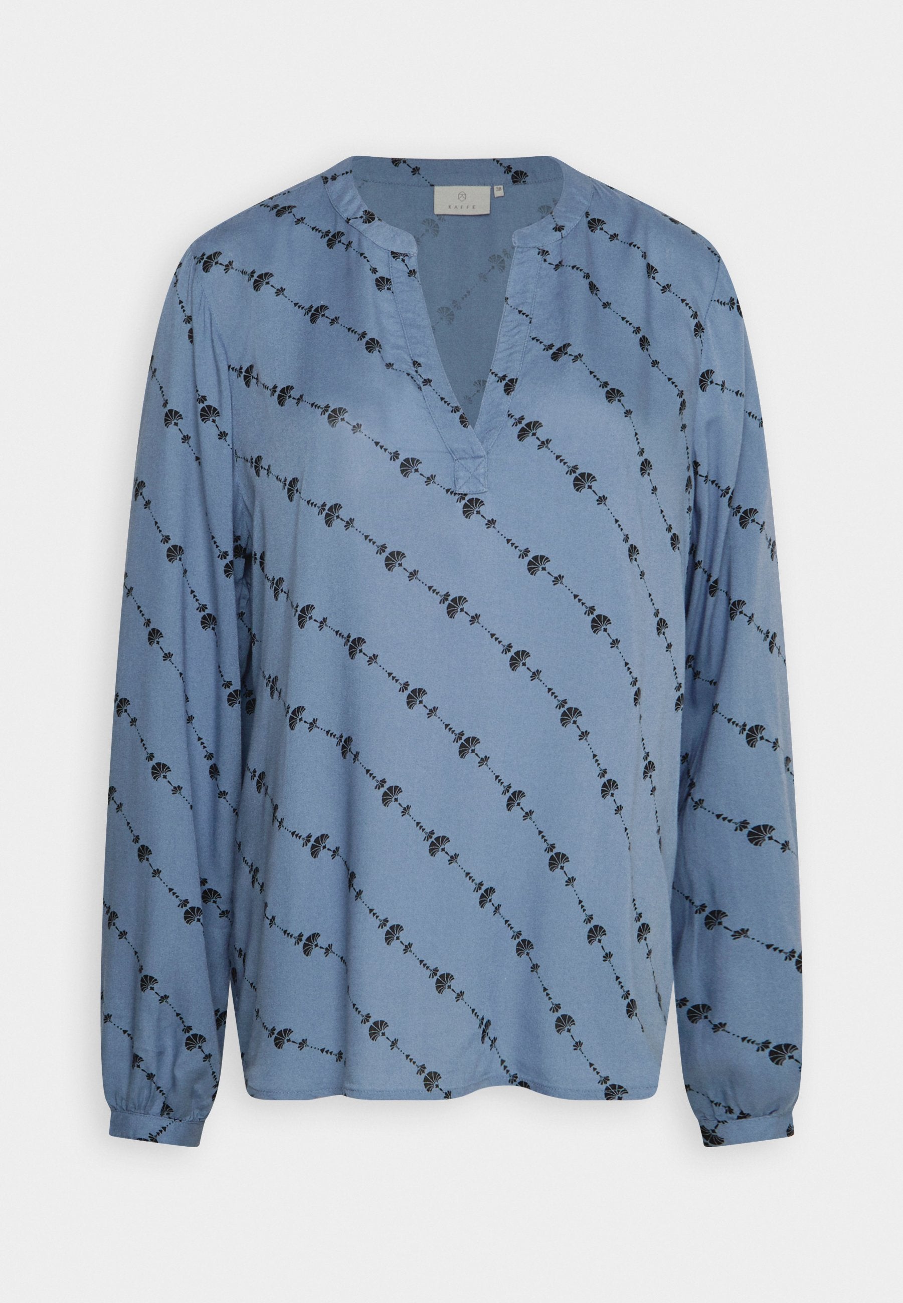 Hellblaues Langarmshirt mit V-Ausschnitt und schwarzem Blumenmuster. Verfügt über eine lockere Passform und geraffte Bündchen. Glattes, leichtes Material.