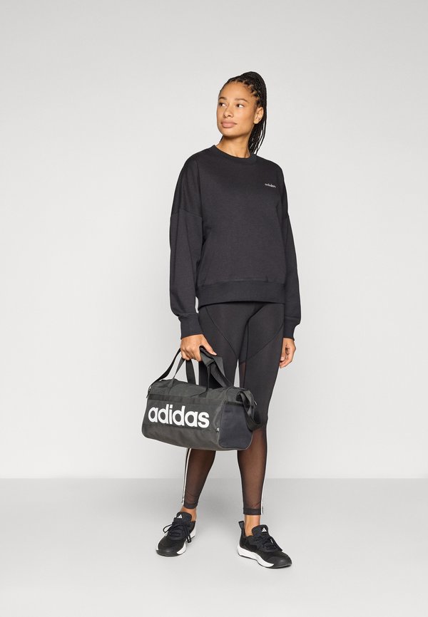 adidas Sportswear SEASONAL ESSENTIALS COLORPOP WITH EMBROIDERED GRAPHIC
