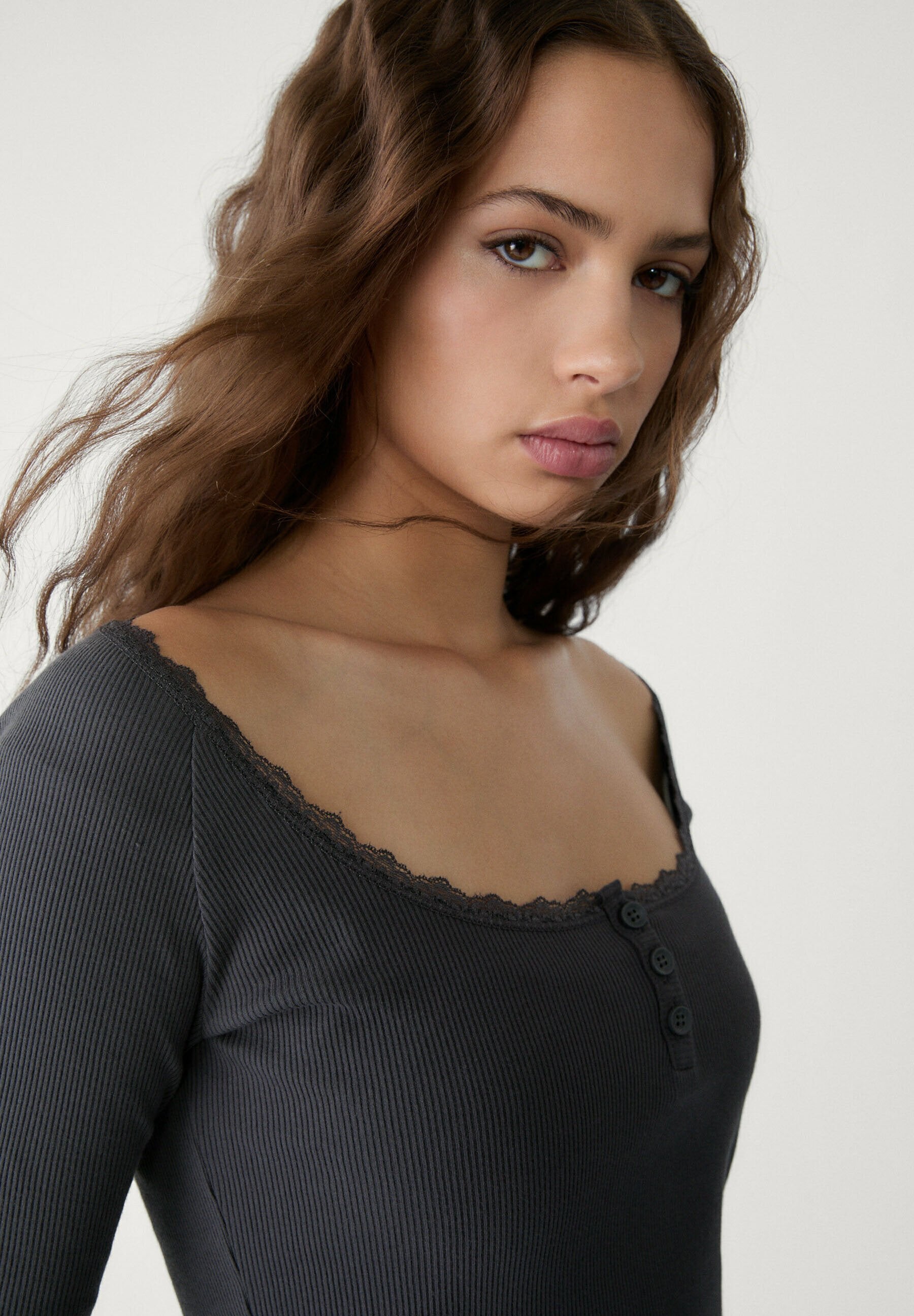 Stradivarius HENLEY