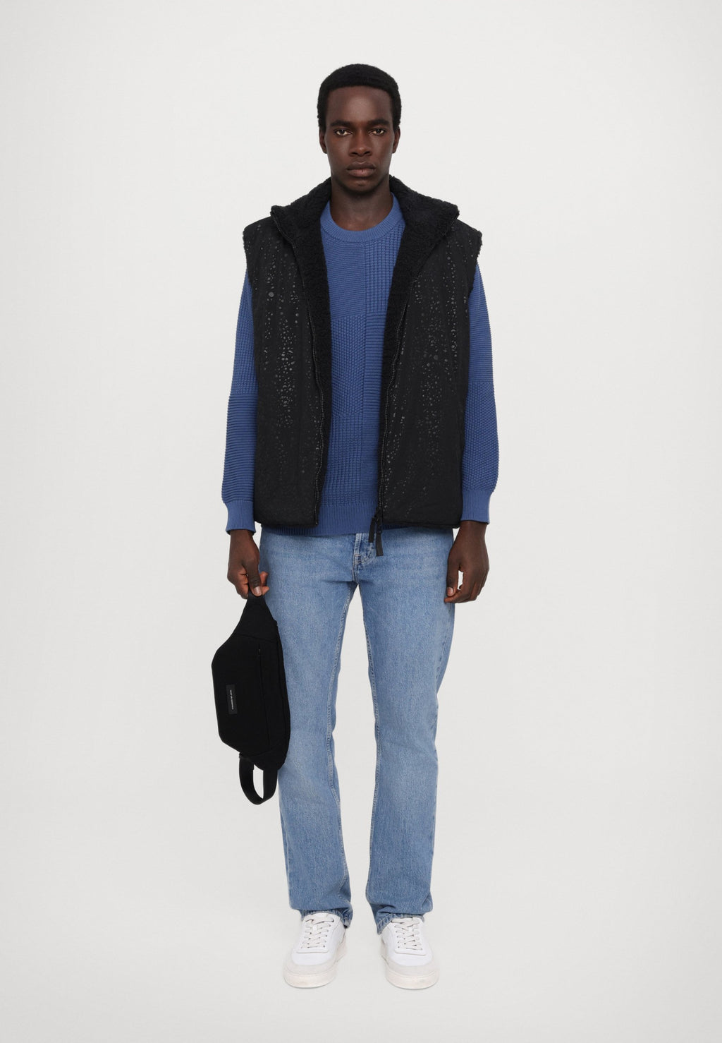 REVERSIBLE VEST UNISEX Media 2